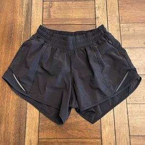 Lululemon hotty-hot shorts